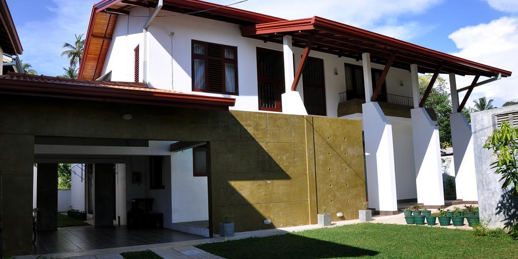 Harris Villa Hikkaduwa Rum bild