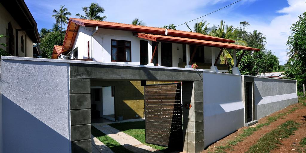 Harris Villa Hikkaduwa Rum bild